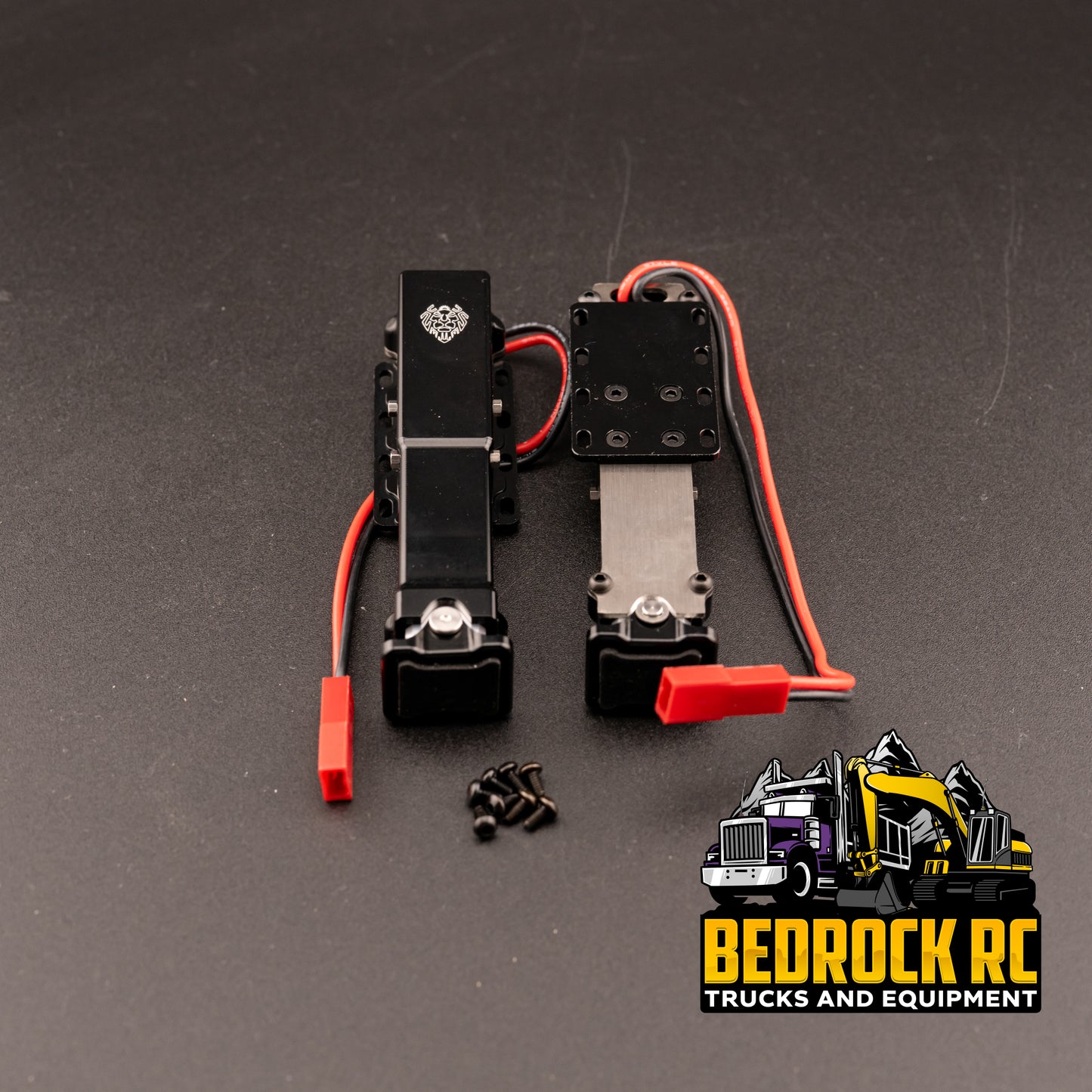 Lesu 1/14 semi trailer landing gear with CNC aluminum lifting legs, includes bolts and hardware for Tamiya or DIY trailers.