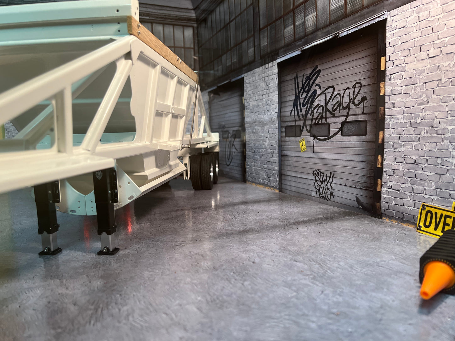 DPS Scale Framed Belly Dump