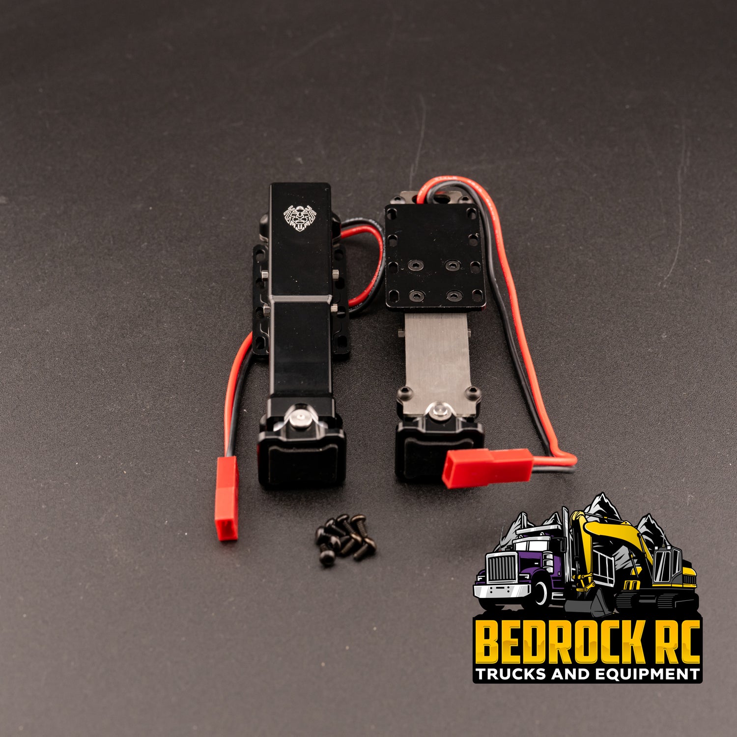 Lesu 1/14 semi trailer landing gear with CNC aluminum lifting legs, includes bolts and hardware for Tamiya or DIY trailers.